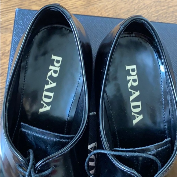 Men’s authentic Prada lace up - Picture 3 of 8